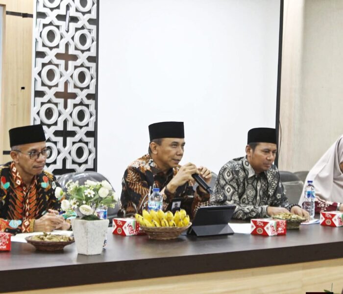 Sambut Tahun Ajaran Baru, Kakan Kemenag H. Hendri Pani Dias Pacu Mutu Madrasah