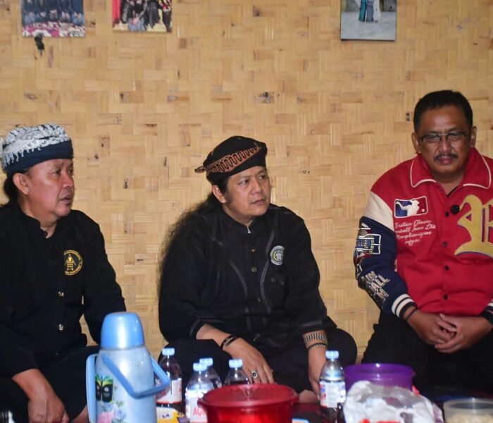 Tinjau Langsung Lokasi Bupati Sukabumi Drs. H. Asep Japar, M.M., Intruksikan Segera Lakukan Penanganan Bencana di Cipta Mulya
