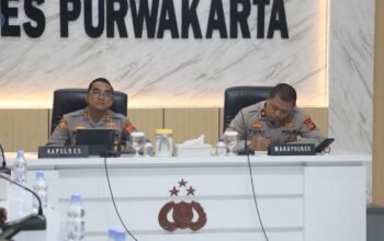 Kapolres Purwakarta Didampingi Wakapolres dan PJU Ikuti Arahan Kapolda Jabar Secara Daring