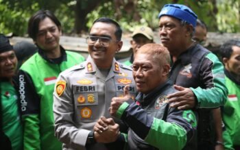Rangkul Komunitas Ojol, Kapolres Purwakarta Perkuat Sinergi Jaga Kamtibmas dan Keselamatan Berlalu Lintas
