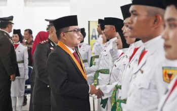 Ketua DPRD Anton Yondra Hadiri Pengukuhan Paskibraka dan Sampaikan Pesan Kebangsaan