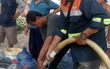Orange Rescue Salurkan Air Bersih Untuk Warga Terdampak Kekeringan di Bekasi