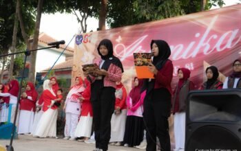 Semarak ARUNIKA SMP Negeri 3 Ngamprah Rayakan HUT RI Ke-81 Dengan Lomba Kekompakan Guru dan Siswa