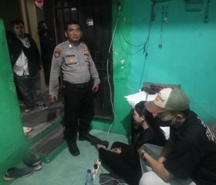 Lansia Ditemukan Meninggal di Kontrakan Kebayoran Lama, Polisi Lakukan Pemeriksaan TKP