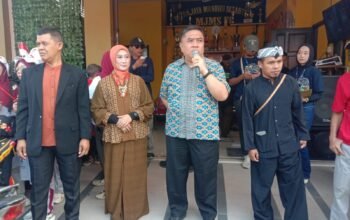 Kepala Desa Kompa Yuliaanti, S.IP. Dalam Rangka Milangkala Yang Ke- 73 Tahun