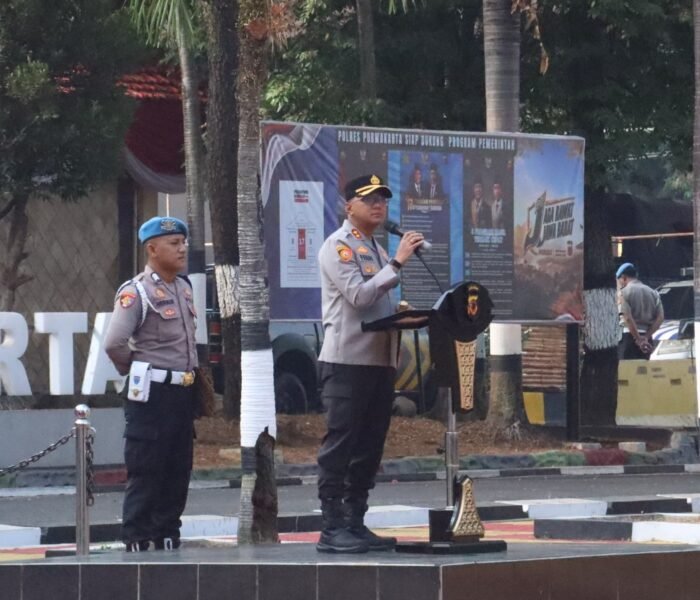 Apel Jam Pimpinan, Kapolres Purwakarta Tekankan Evaluasi Kinerja dan Peningkatan Pelayanan kepada Masyarakat