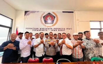 Pertegas Sinergitas Polri dan Media, Kapolres Purwakarta Silaturahmi Ke Kantor PWI