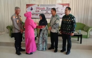 Pisah Sambut Camat Parungkuda, Asep Somantri, S.IP., M.SI., Kepada Camat Hasanudin
