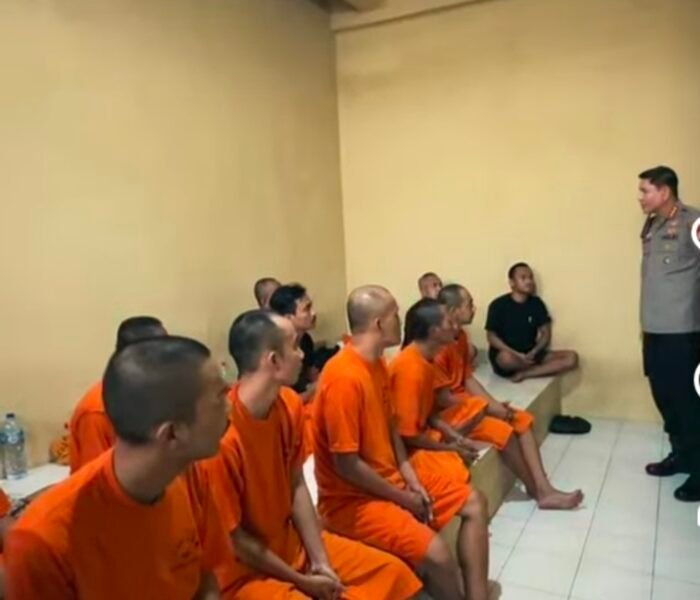Kapolres Jaktim Cek Tahanan, Pelayanan Humanis Jadi Sorotan