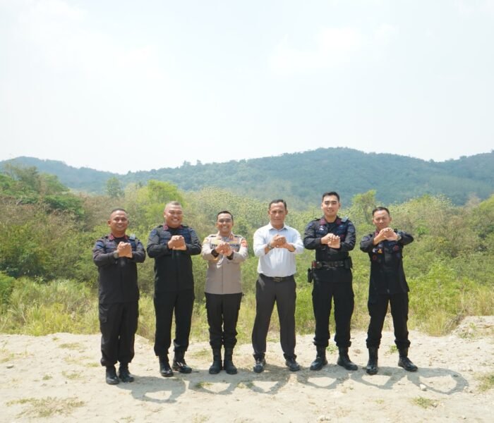 Perkuat Sinergi Jaga Kamtibmas, Kapolres Purwakarta Silaturahmi ke Resimen IV Brimob.