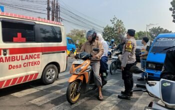 Polri Hadir di Jam Pulang Sekolah, Polsek Bungursari Pastikan Pelajar Aman Menyeberang