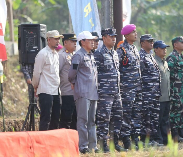 Sekda H. Ade. Suryaman, S.H., M.M., Menghadiri Persiapan Peletakan Batu Pertama Pembangunan Jembatan Leuwidingding