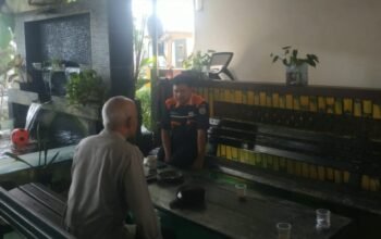 Bukan Sekadar Sambang, Sat Binmas Polres Purwakarta Perkuat Sinergi Keamanan di Stasiun Kereta Api