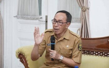 Sekda H. Ade Suryaman, S.H., M.M., Terima PPTPKH Provinsi jawa barat Bahas Pelaksanaan Penelitian di Lapangan
