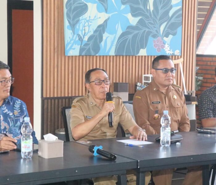 Sekda H. Ade Suryaman, S.H., M.M., Bersama Pemkab Sukabumi Berupaya Perkuat Jaminan Kesehatan Bagi Masarakat