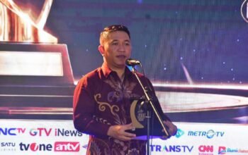 Pemkab Sukabumi Terima Penghargaan IJTI Wakil Bupati Sukabumi H Andreas, S.E., Suarakan Kebenaran Dengan Informasi Akurat dan Transparan