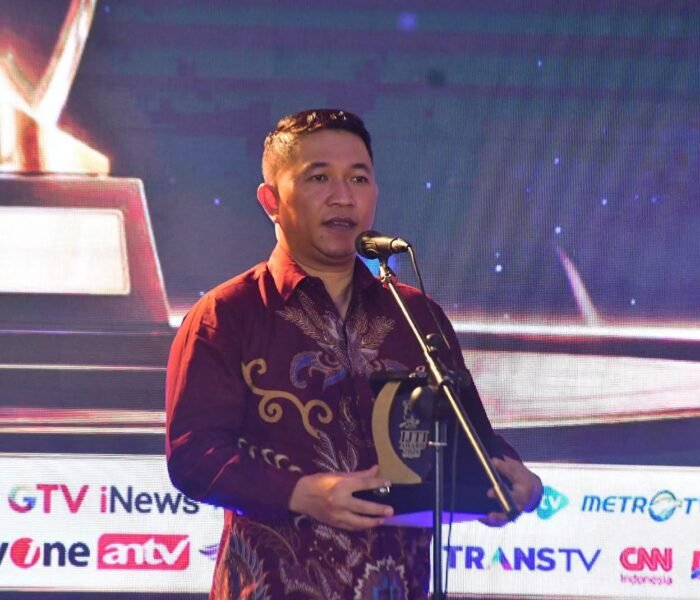 Pemkab Sukabumi Terima Penghargaan IJTI Wakil Bupati Sukabumi H Andreas, S.E., Suarakan Kebenaran Dengan Informasi Akurat dan Transparan