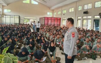 Latihan Dasar Ketarunaan, Sat Binmas Polres Purwakarta Tanamkan Disiplin dan Karakter kepada 750 Pelajar