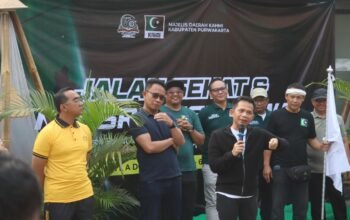 Jalan Sehat KAHMI, Kapolres Purwakarta Perkuat Silaturahmi dan Sinergi