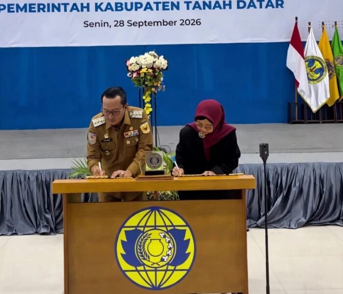 Bupati Eka Putra Perkuat SDM Tanah Datar Lewat MoU STIESIA Surabaya