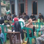 Bhabinkamtibmas Polsek Darangdan Hadiri Musyawarah Aduan Pencemaran Lingkungan
