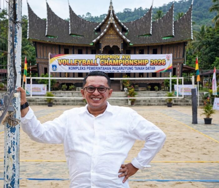Bupati Eka Putra Pastikan Tanah Datar Siap dan Sukses di Porprov XVI