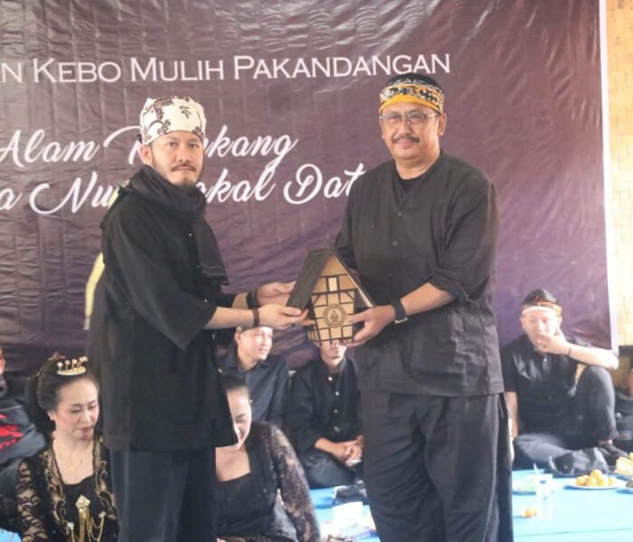 “Seren Taun ke-658: Keteguhan Kasepuhan Gelar Alam Merawat Warisan Leluhur”