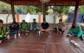 Ngariung Bersama Ojol, Kapolres Purwakarta Dengarkan Cerita dan Serap Aspirasi Kamtibmas