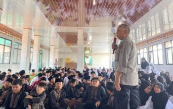 Sat Binmas Polres Purwakarta edukasi 155 siswa tentang bahaya bullying