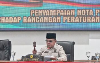 Ketua DPRD Anton Yondra Pimpin Paripurna APBD, Eka Putra Targetkan Pendapatan Rp1,11 Triliun